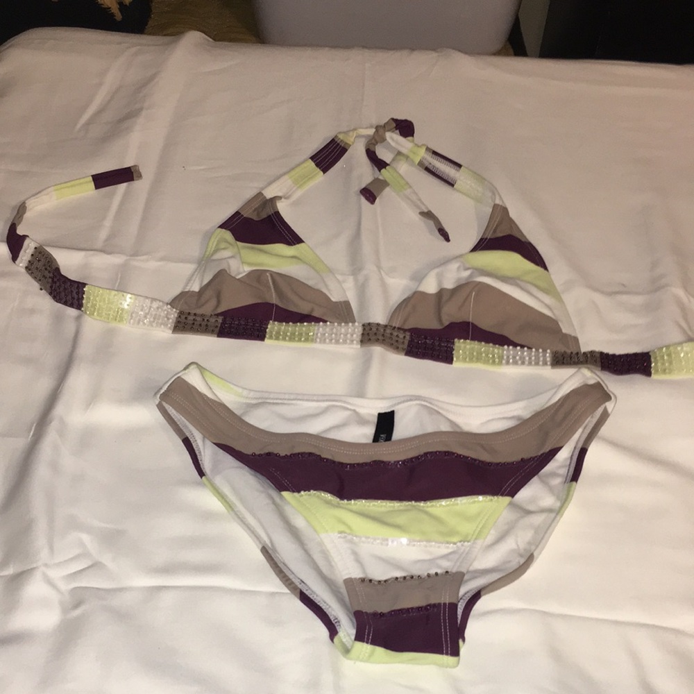 Very cute Vix 2piece bikini stripe Skirt .